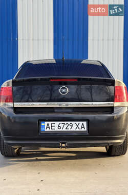 Седан Opel Vectra 2004 в 