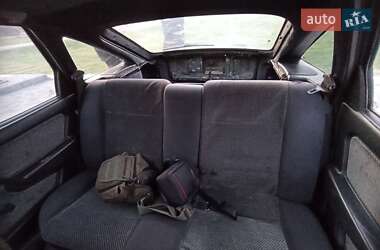 Лифтбек Opel Vectra 1989 в 