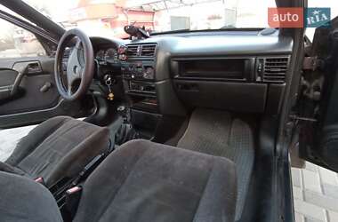 Лифтбек Opel Vectra 1989 в 