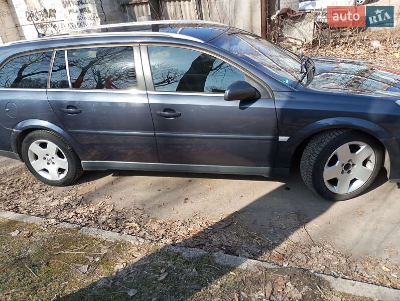 Універсал Opel Vectra 2006 в Дніпрі