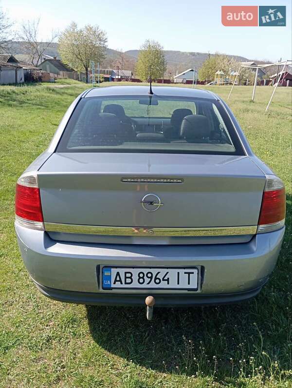 Седан Opel Vectra 2004 в Могилев-Подольске фото 9 Седан Opel Vectra 2004 в Могилев-Подольске