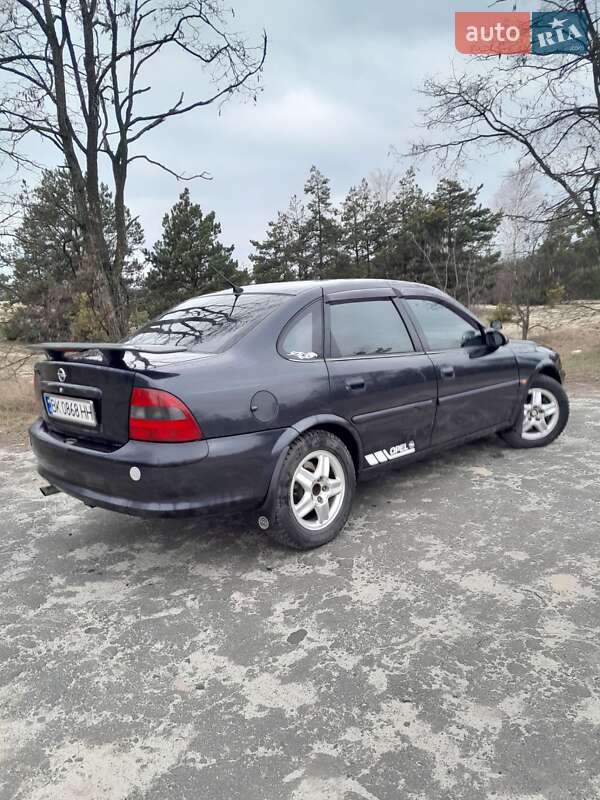 Седан Opel Vectra 1997 в 