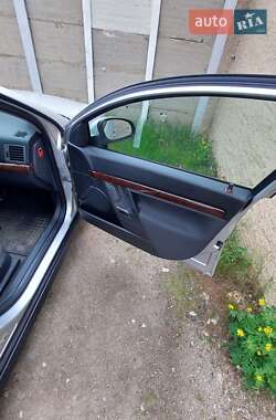 Седан Opel Vectra 2005 в 