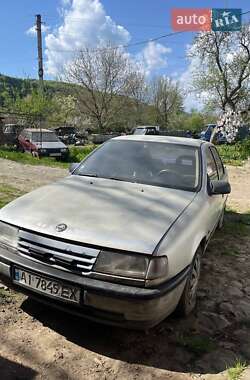 Лифтбек Opel Vectra 1989 в 