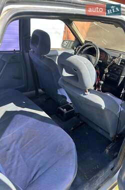 Лифтбек Opel Vectra 1989 в 