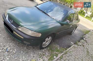 Седан Opel Vectra 1996 в 