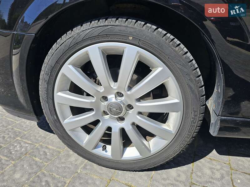 Седан Opel Vectra 2007 в Івано-Франківську