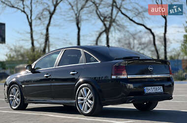 Лифтбек Opel Vectra 2006 в 