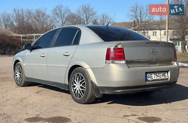 Седан Opel Vectra 2005 в 