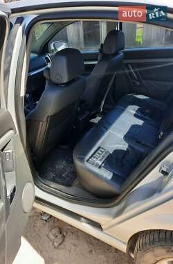 Седан Opel Vectra 2005 в 