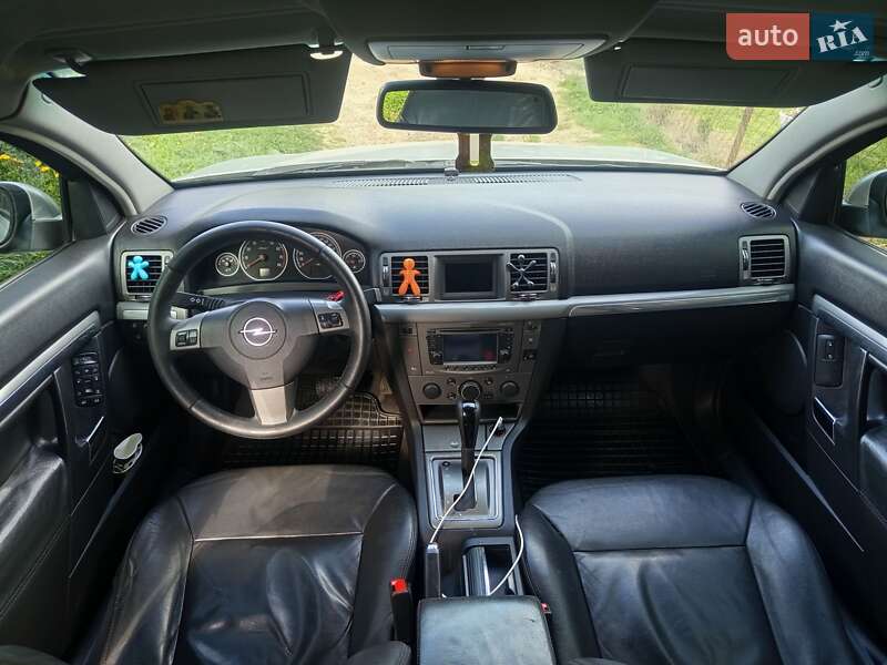 Седан Opel Vectra 2006 в Турці