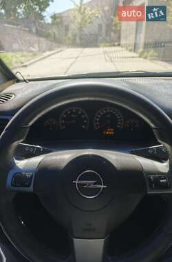 Седан Opel Vectra 2006 в 