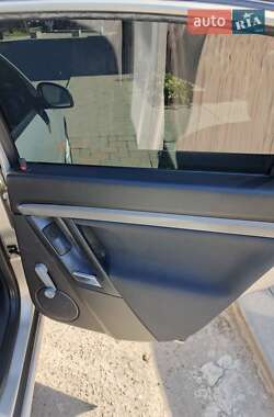 Седан Opel Vectra 2006 в 