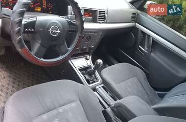 Седан Opel Vectra 2003 в 