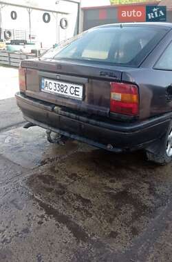 Ліфтбек Opel Vectra 1992 в 