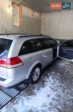 Універсал Opel Vectra 2004 в 