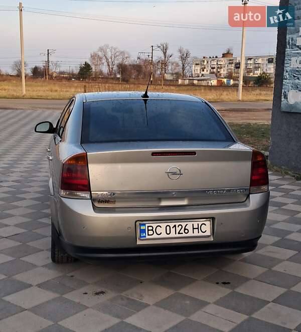Седан Opel Vectra 2003 в Самборе