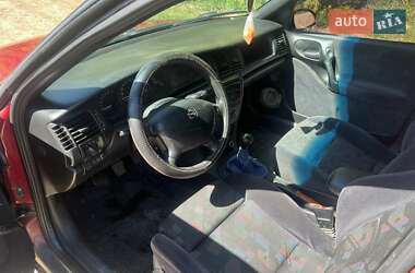 Седан Opel Vectra 1996 в 