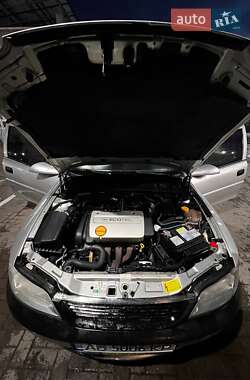 Седан Opel Vectra 1998 в 