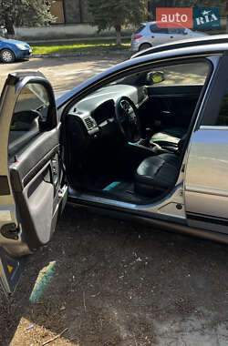 Лифтбек Opel Vectra 2003 в 