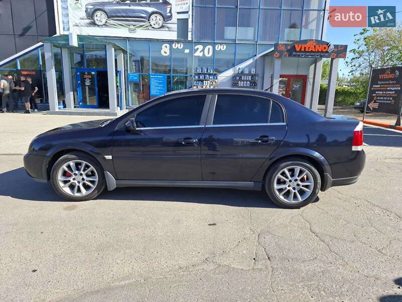 Седан Opel Vectra 2004 в Миколаєві