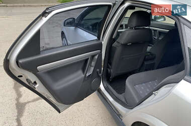 Лифтбек Opel Vectra 2004 в 