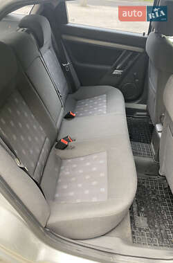 Лифтбек Opel Vectra 2004 в 