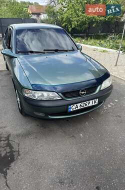 Ліфтбек Opel Vectra 1999 в Шполі