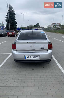 Седан Opel Vectra 2005 в 