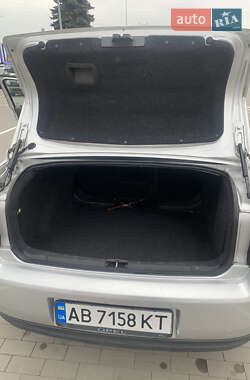 Седан Opel Vectra 2005 в 