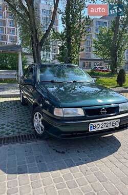 Седан Opel Vectra 1995 в Тернополе
