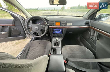 Седан Opel Vectra 2003 в 
