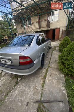 Седан Opel Vectra 1996 в 