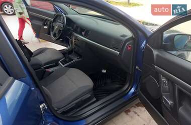 Седан Opel Vectra 2002 в 