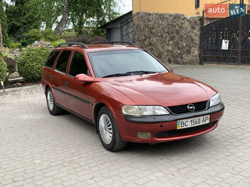 Універсал Opel Vectra 1998 в Львові