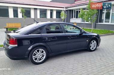 Лифтбек Opel Vectra 2003 в 