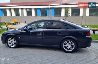 Лифтбек Opel Vectra 2003 в 