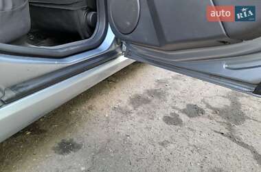 Седан Opel Vectra 2005 в 
