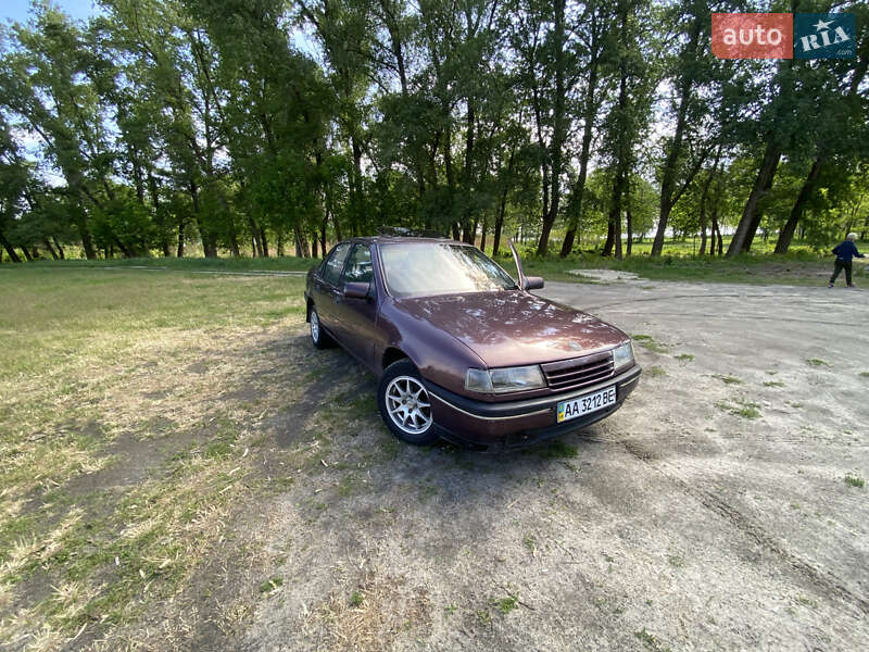 Седан Opel Vectra 1992 в 