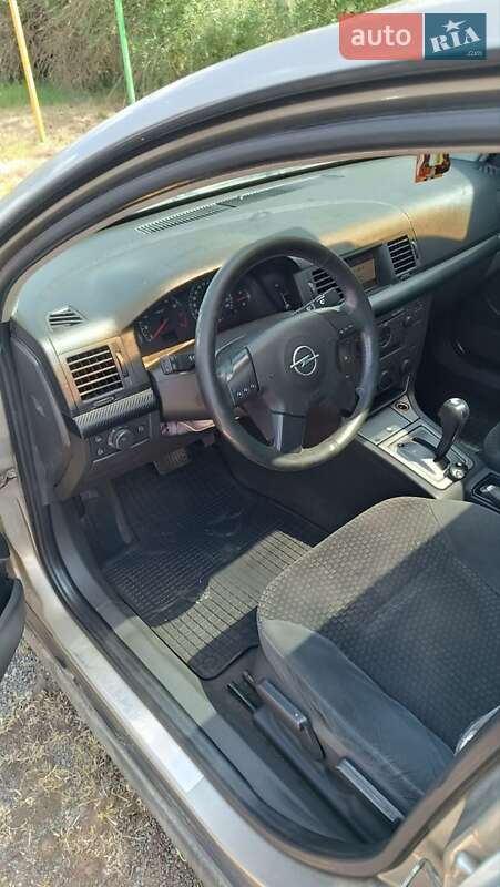 Седан Opel Vectra 2003 в Олександрівці
