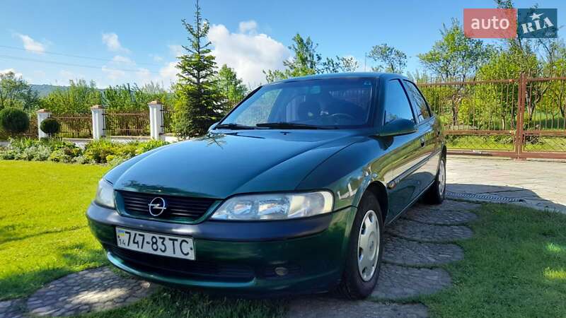 Седан Opel Vectra 1996 в 