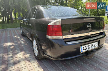 Седан Opel Vectra 2005 в 