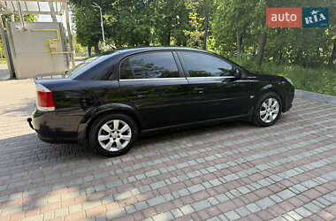 Седан Opel Vectra 2005 в 