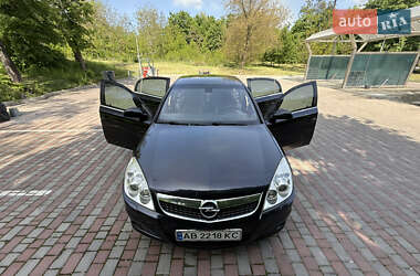 Седан Opel Vectra 2005 в 