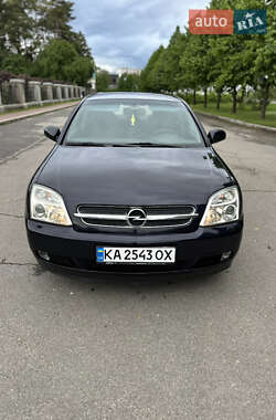 Седан Opel Vectra 2004 в 