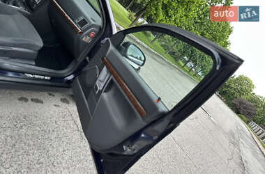 Седан Opel Vectra 2004 в 