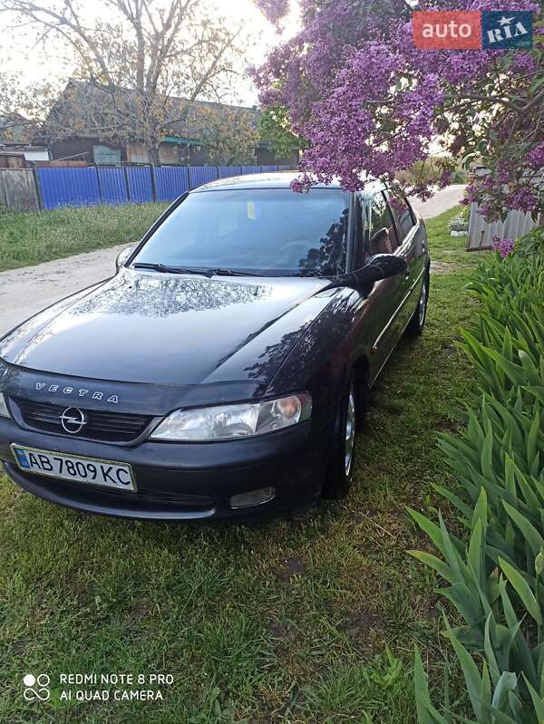 Седан Opel Vectra 1997 в Виннице