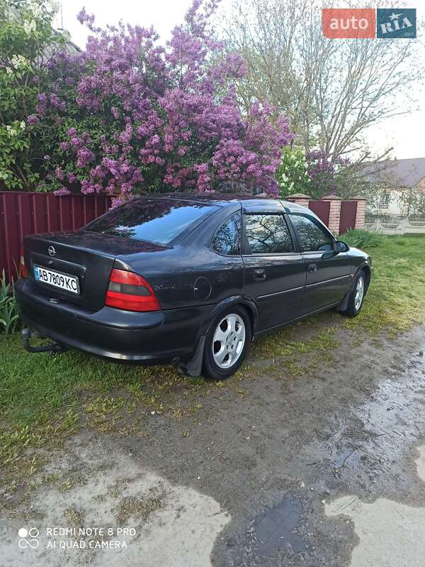 Седан Opel Vectra 1997 в Виннице