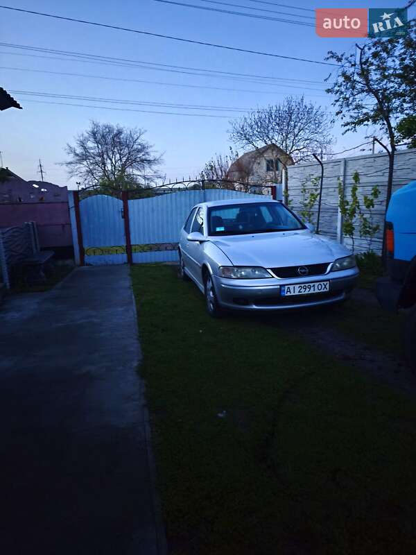 Седан Opel Vectra 2000 в Белой Церкви