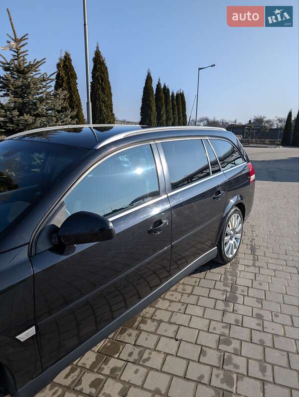 Універсал Opel Vectra 2008 в Самборі